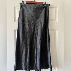Aritzia Babaton Slip Satin MIDI Skirt